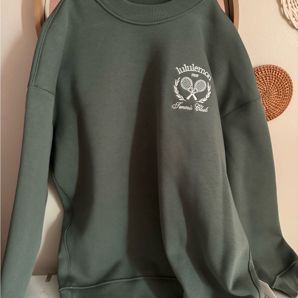 Lululemon Green Sweatshirt